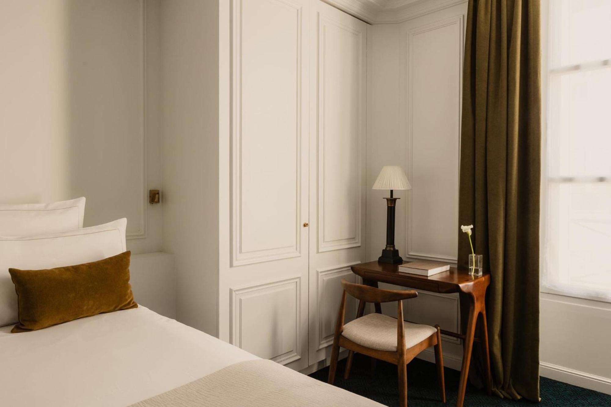 פריז Hotel Bourgogne & Montana מראה חיצוני תמונה