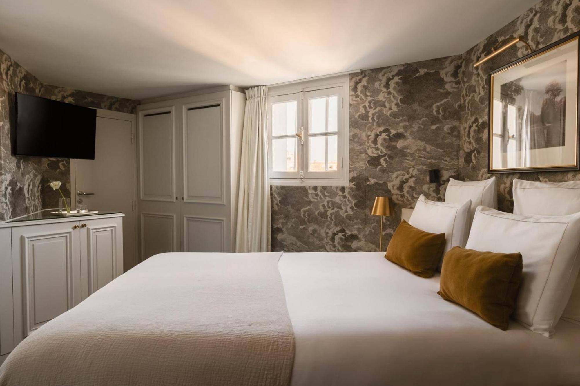 פריז Hotel Bourgogne & Montana מראה חיצוני תמונה