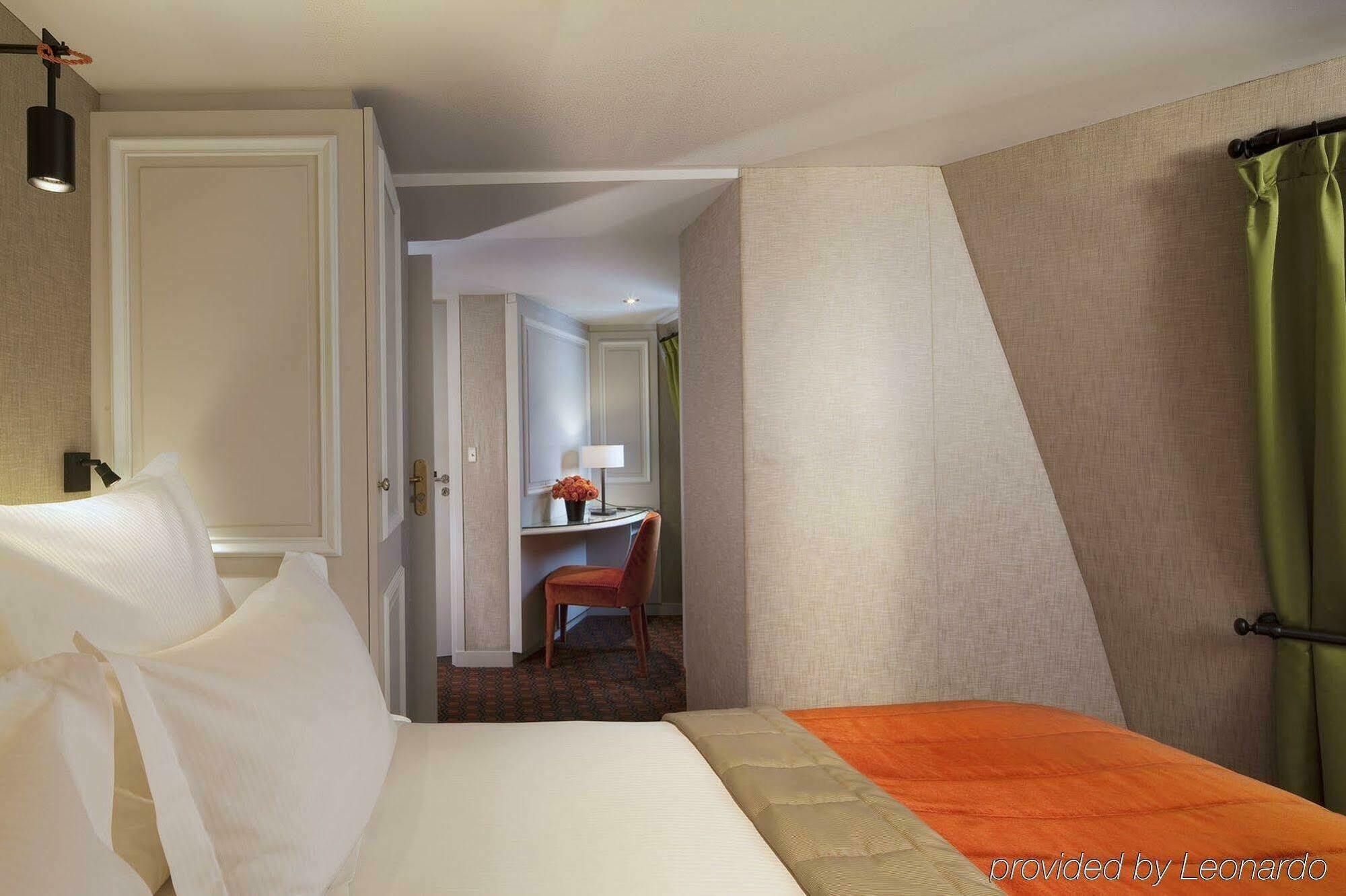 פריז Hotel Bourgogne & Montana מראה חיצוני תמונה